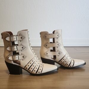 COACH Phoebe Studded Buckle Boot In Cream Chalk Size 8